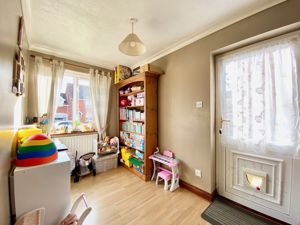 Photo 5- click for photo gallery